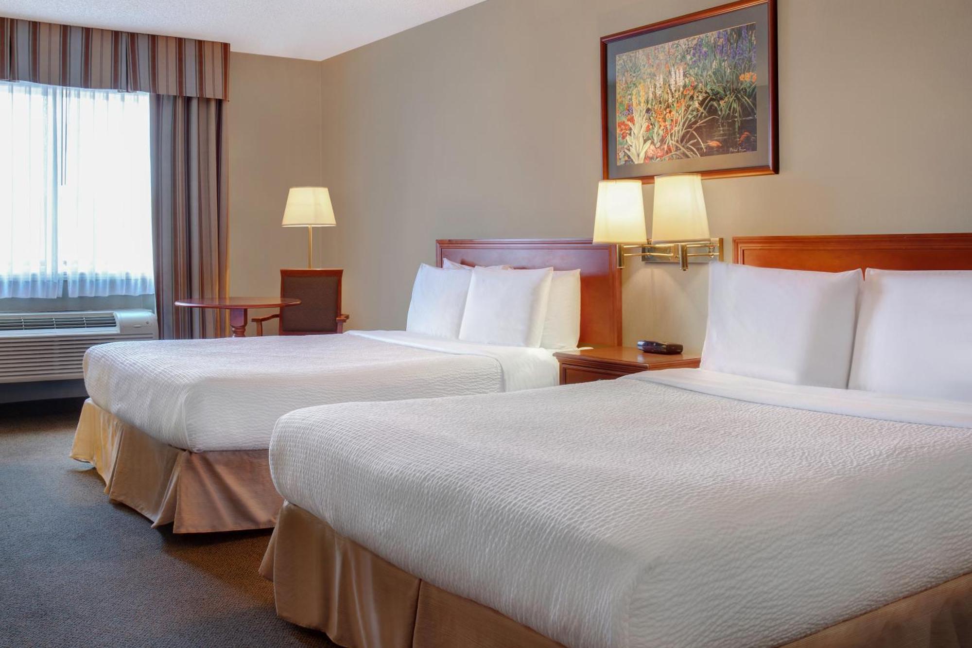 Days Inn By Wyndham Whitecourt Extérieur photo